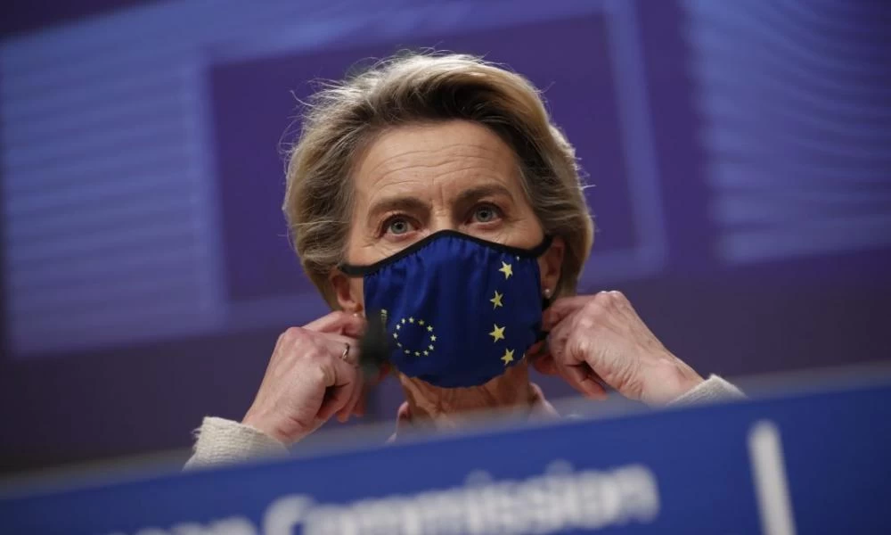 Βρέθηκε θετικός στο κορονοϊό ο οδηγός της Ούρσουλα Φον ντερ Λάιεν